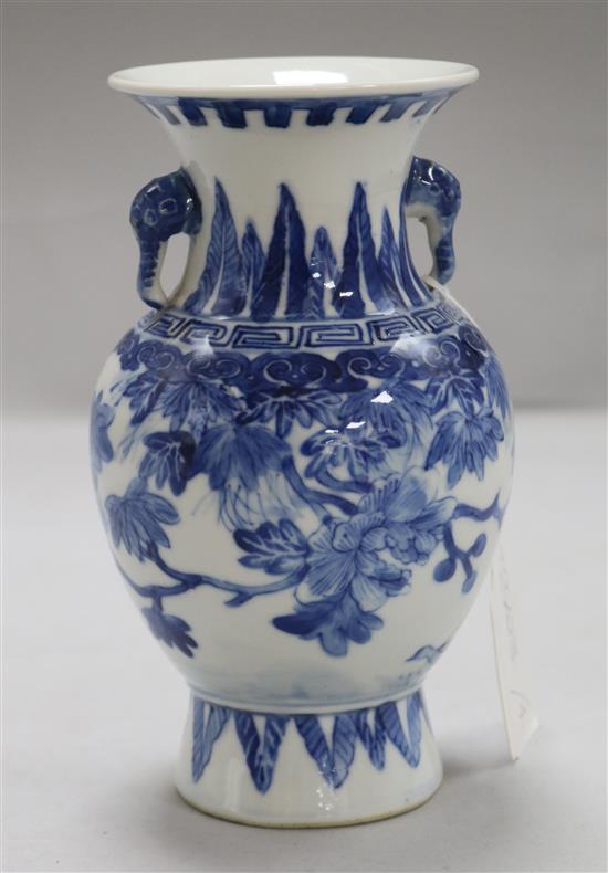 A blue and white Chinese two handled vase